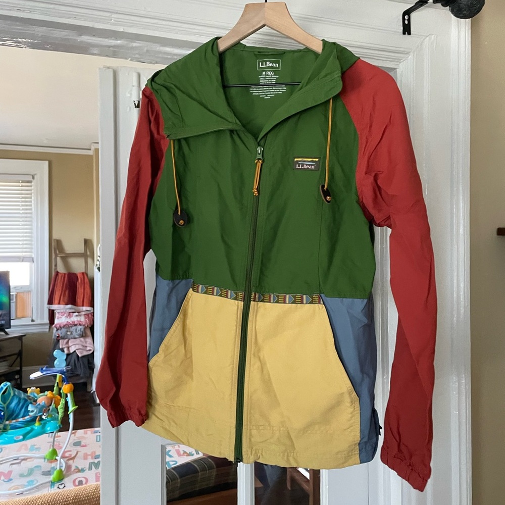 LL Bean Women's Mountain Classic Jacket, Multi-Color